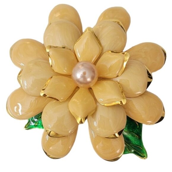 Joan Rivers Gold Tone Peach, Green Enamel Faux Pearl Flower Brooch, Signed M55 - Picture 2 of 10